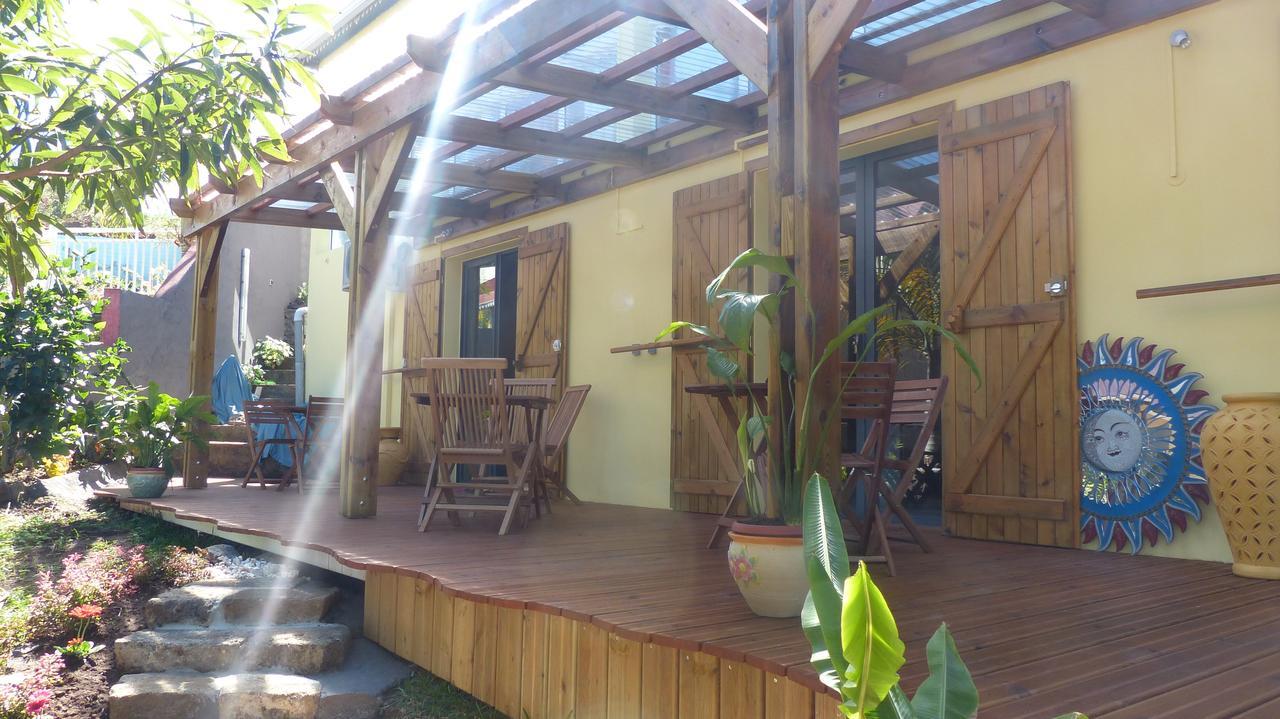 Bois De Santal Chambre D'Hotes Saint Pierre Exterior photo